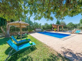 Villa Llubi Buitenaudio-opname 6