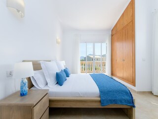 Villa Colonia de Sant Pere Características 30