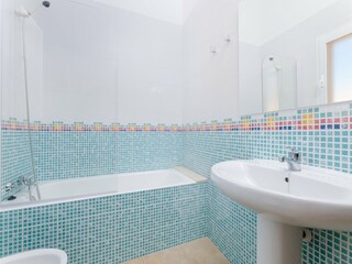 Villa Colonia de Sant Pere Características 32