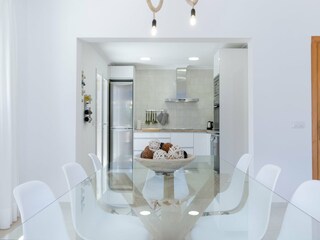 Villa Colonia de Sant Pere Características 50