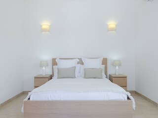 Villa Colonia de Sant Pere Características 52