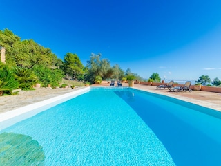 Villa Puigpunyent Outdoor Recording 8