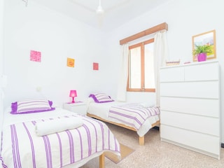 Holiday house S'Illot Features 25