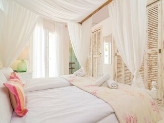 Villa Son Serra de Marina Características 21