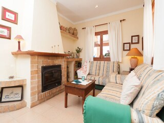 Villa Lloseta Features 20