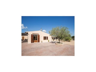 Villa Montuiri Outdoor Recording 16