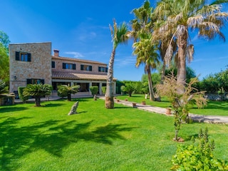 Villa Felanitx Outdoor Recording 1