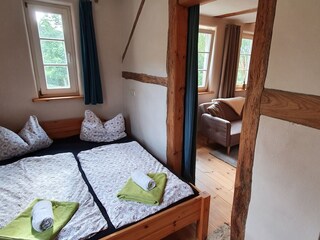 Blick vom Schlafzimmer in Wohnbereich