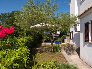 Apartment Njivice  3