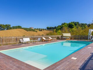 Villa Ponzano di Fermo Outdoor Recording 6