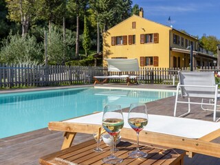 Villa Ponzano di Fermo Outdoor Recording 6