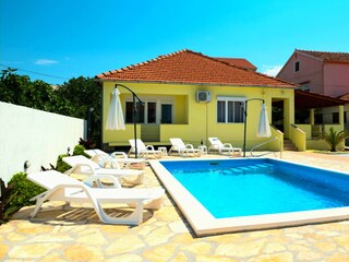 Ferienhaus Sukošan  1