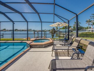 Sonnendeck/Pool
