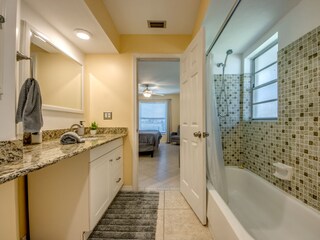 Badezimmer 1