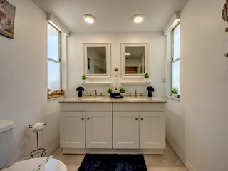 Badezimmer 2
