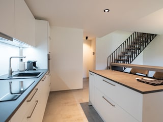 Voll ausgestattete Küche