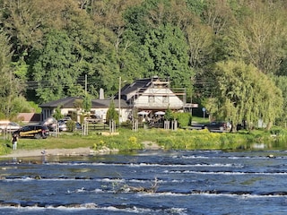 Gaststätte Gondelstation am Saaleufer