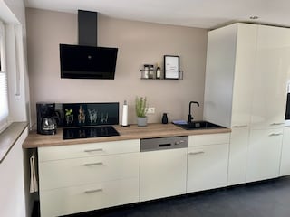 Komplett ausgestattete Küche