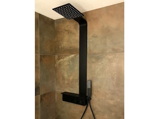 Wellness Regendusche mit fester Temperaturvorgabe