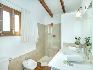 Villa Pollensa Features 20