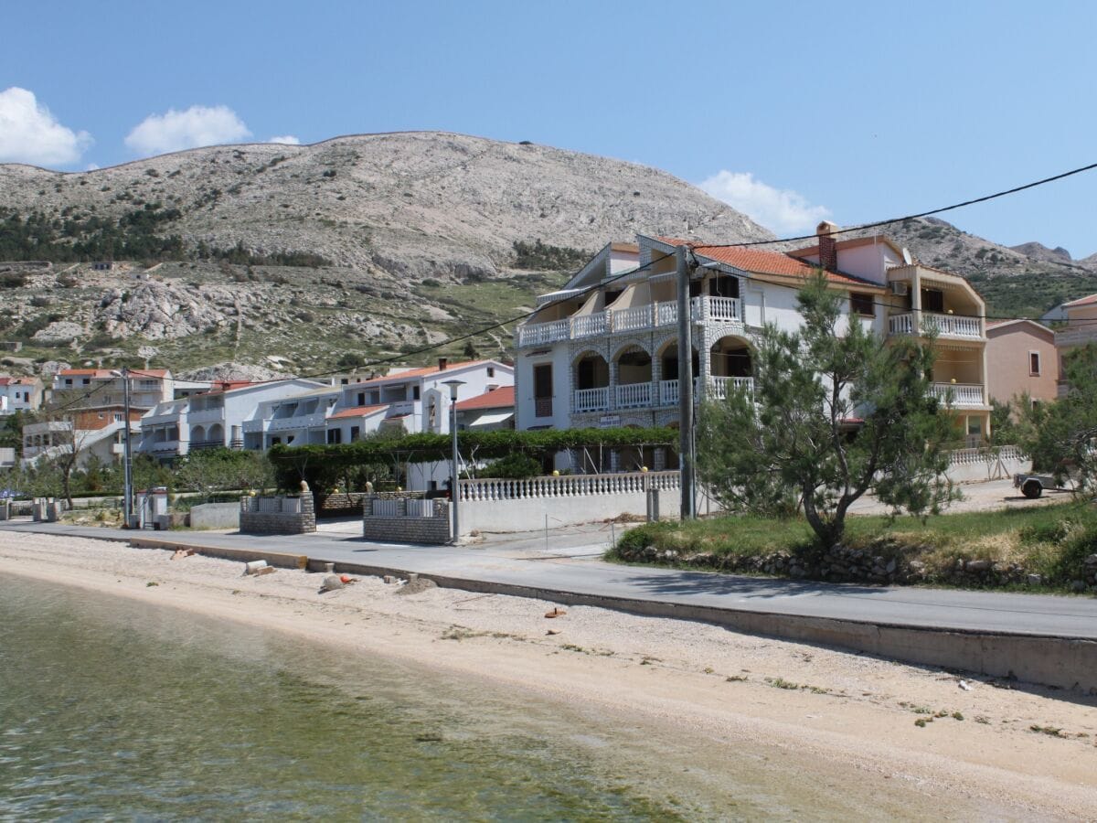 Apartment Metajna 2