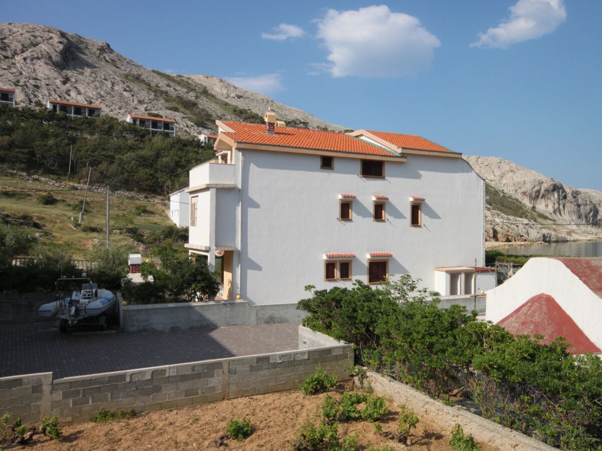 Apartment Metajna 5