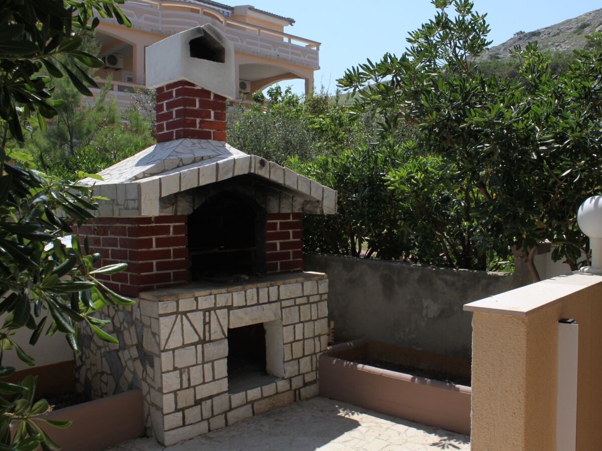 Apartment Metajna 8