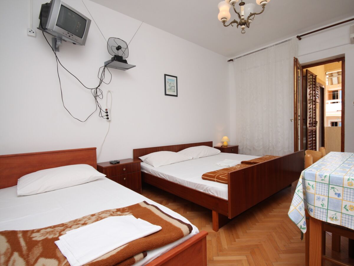Apartment Metajna 19