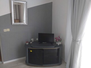 Apartment Povljana  12