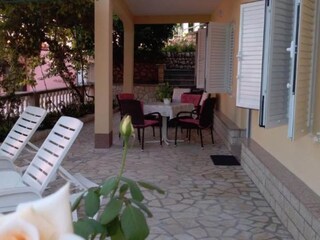Apartment Kampor  9