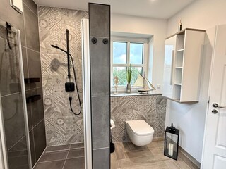 Badezimmer im Erdgeschoss