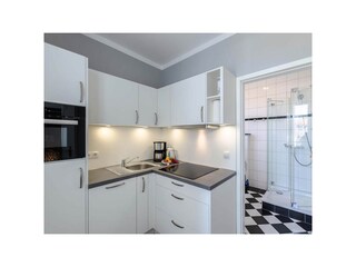 Kleine, aber voll ausgestattete Küche