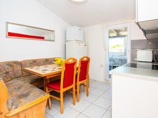 Apartment Povljana  3