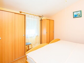 Apartment Povljana  7