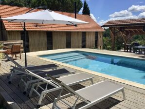 Vakantiehuis Le séchoir et sa piscine prés de Sarlat