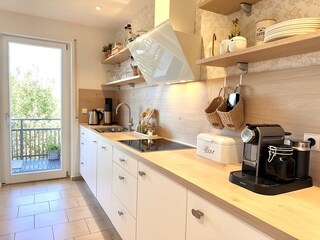 Einbauküche mit Geräten