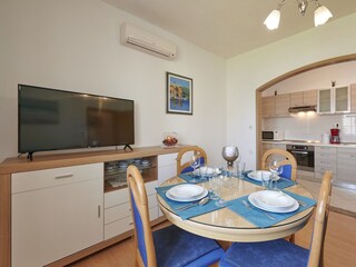 Apartment Okrug Gornji  6