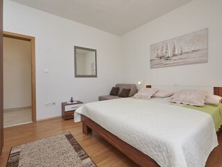 Apartment Okrug Gornji  8