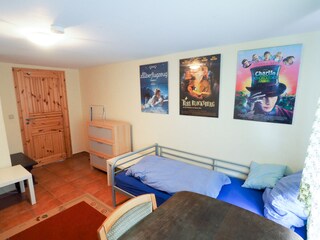 Schlafzimmer mit 2 Einzelbetten