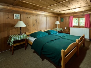 Schlafzimmer 2 in der oberen Etage