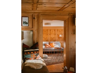 Hus Sigritta Blick von der Stube ins Wohnzimmer