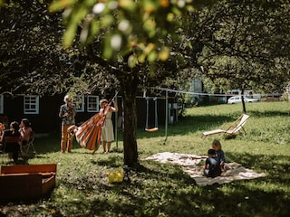 Hus Sigritta Garten hinter dem Haus