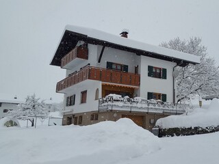 Haus Salzmann im Winter