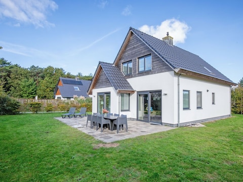 Ferienhaus Bloem en Bos