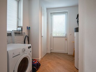Waschraum/Abstellraum