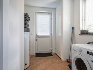 Waschraum/Abstellraum