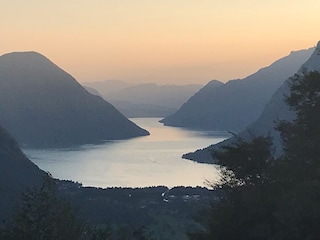 Blick auf Lago di Lugano zu Fuß 15 Min.