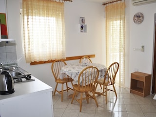 Apartment Povljana  18