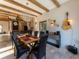 Vakantiehuis Svirce Kenmerken 27