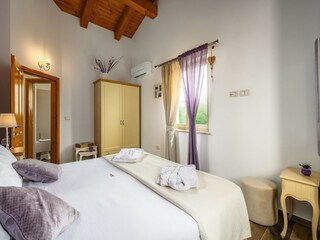 Villa Jadruhi Caratteristiche 14